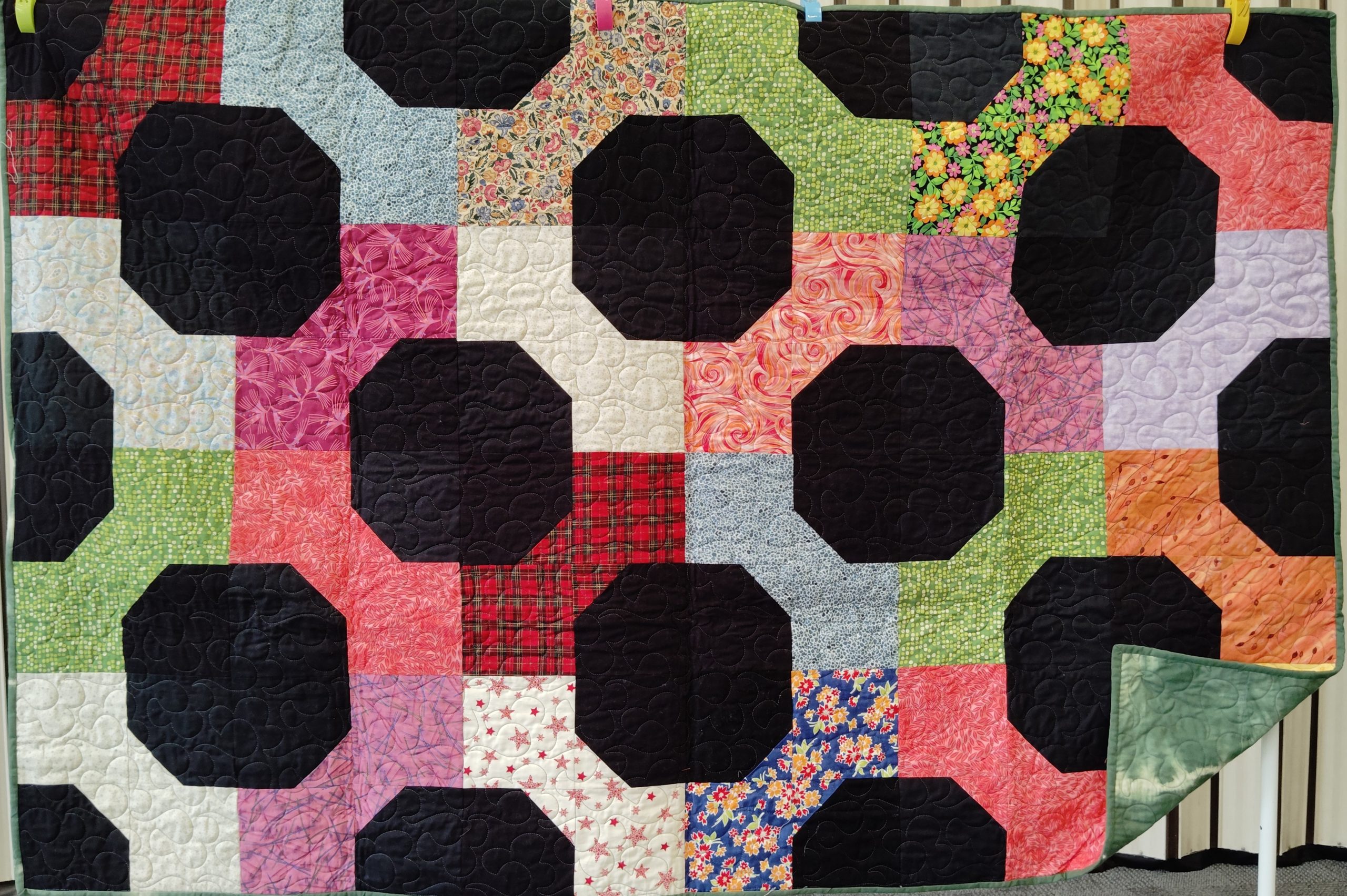 Bow-tie blocks