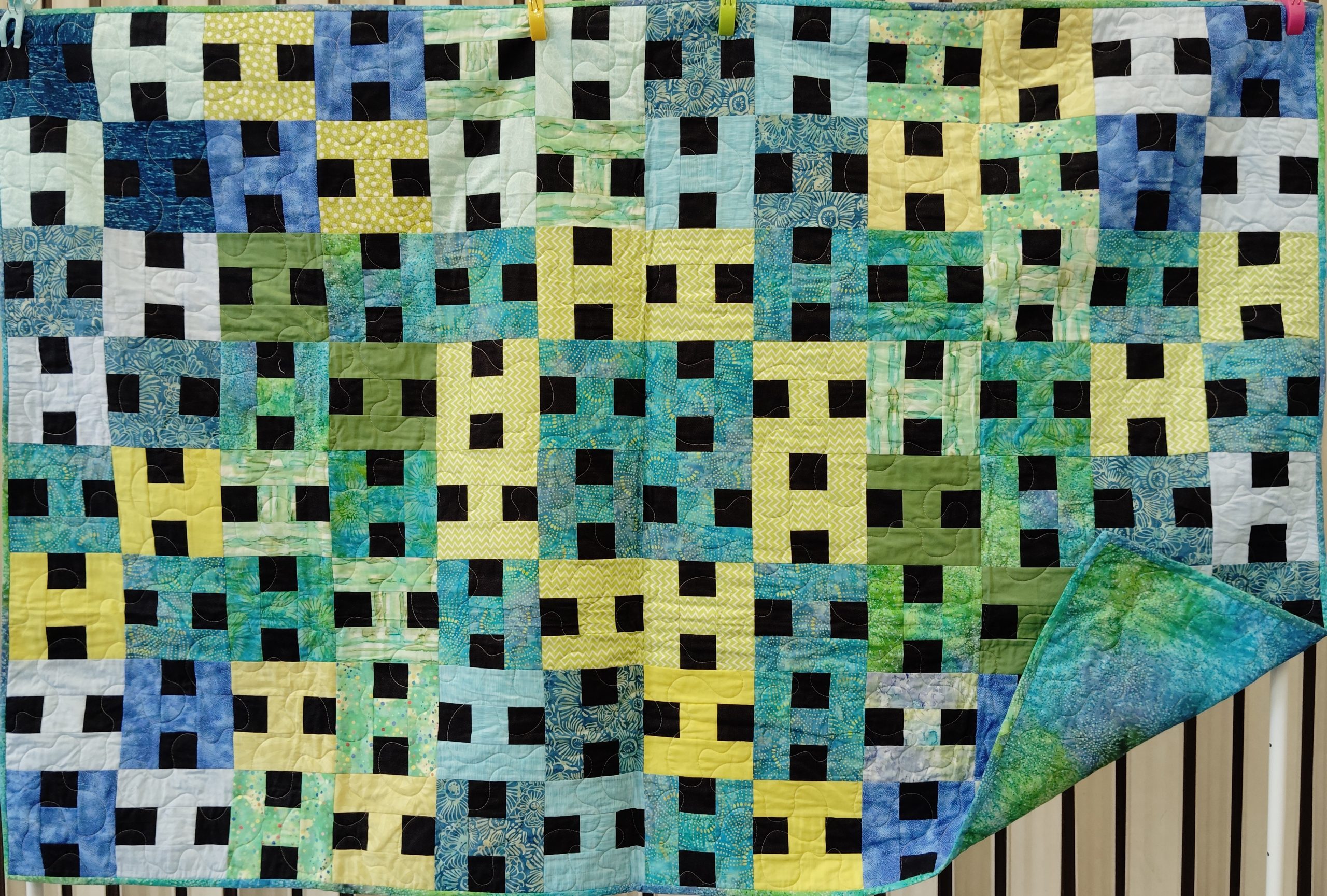 ‘H’ blocks of green and blue